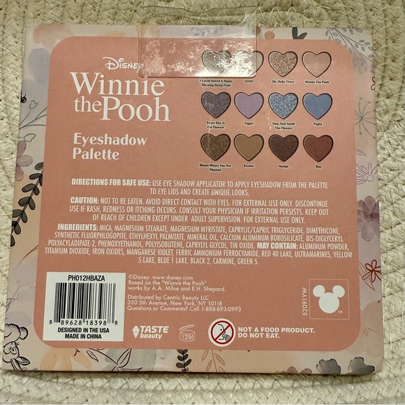 Disney Winnie the Pooh Floral Eyeshadow Palette - Picture 2 of 4